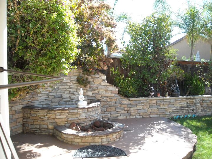 Property Photo:  39794 Cambridge Place  CA 92591 