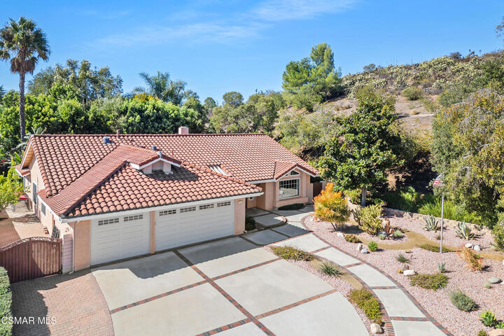 716 Stetson Court  Thousand Oaks CA 91360 photo