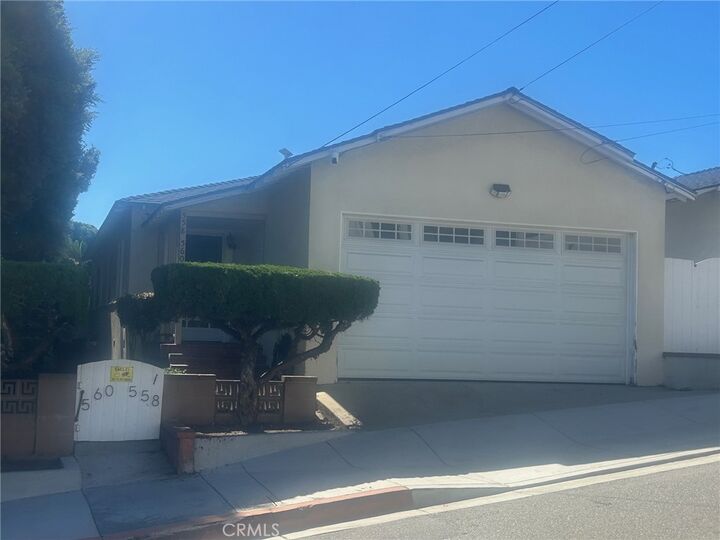 Property Photo: 558 8th Street CA 90254