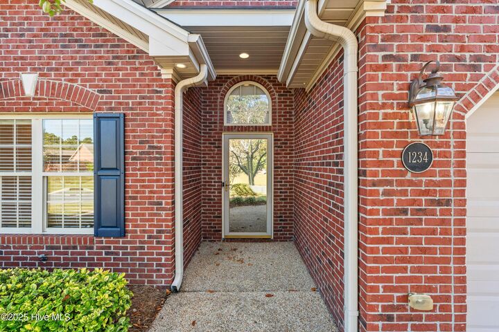 Property Photo:  1234 Birkdale Drive  NC 28479 