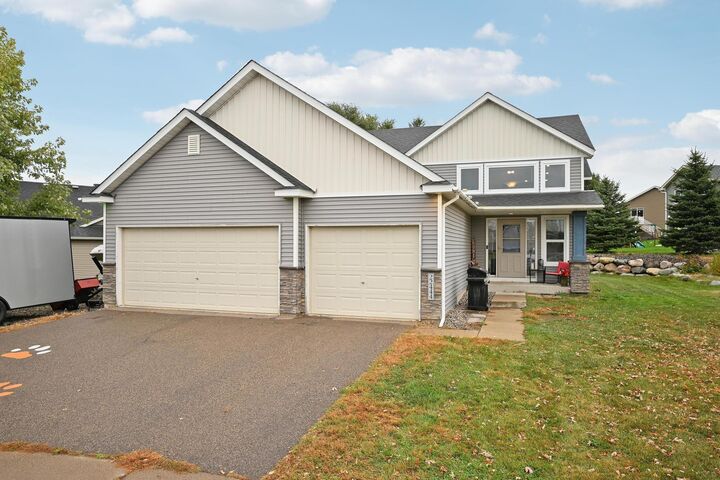 Property Photo:  22444 Canova Court  MN 55024 