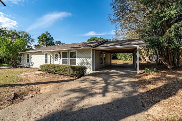 Property Photo: 307 Lone Star Lane TX 75771