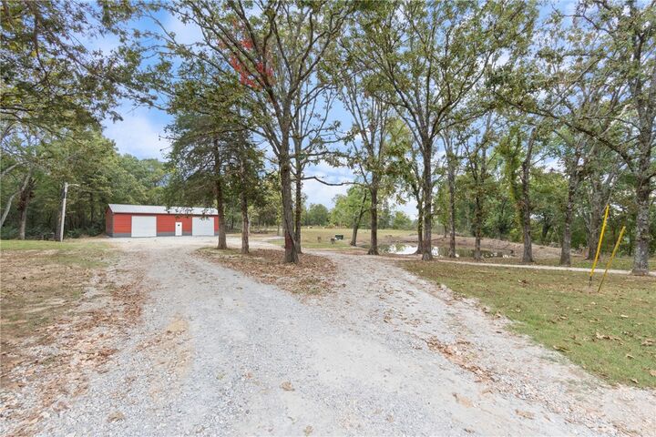 Property Photo: 6691 Hahndo Lane AR 72701