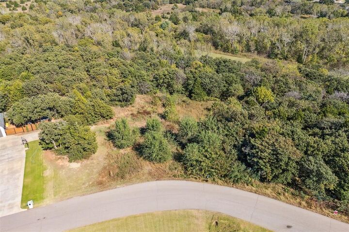 Property Photo: 12416 Thelmas Way OK 73013