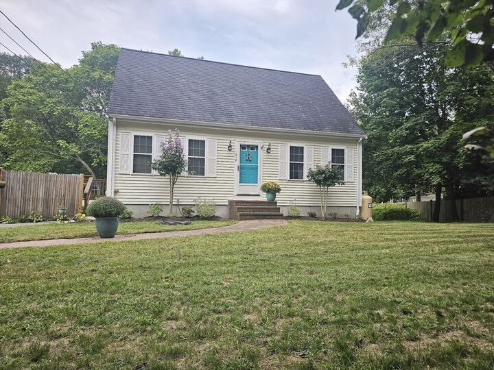 210 Tremont St  Carver MA 02330 photo
