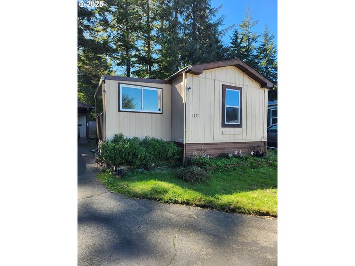1435 Ventana Ct  Coos Bay OR 97420 photo