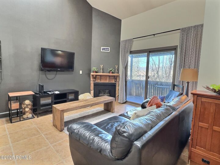 Property Photo: 6861 N 2200 West Apt 9W UT 84098