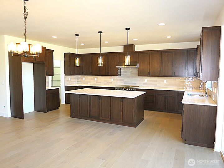 Property Photo: 726 Covington (Lot 7) Avenue WA 98290