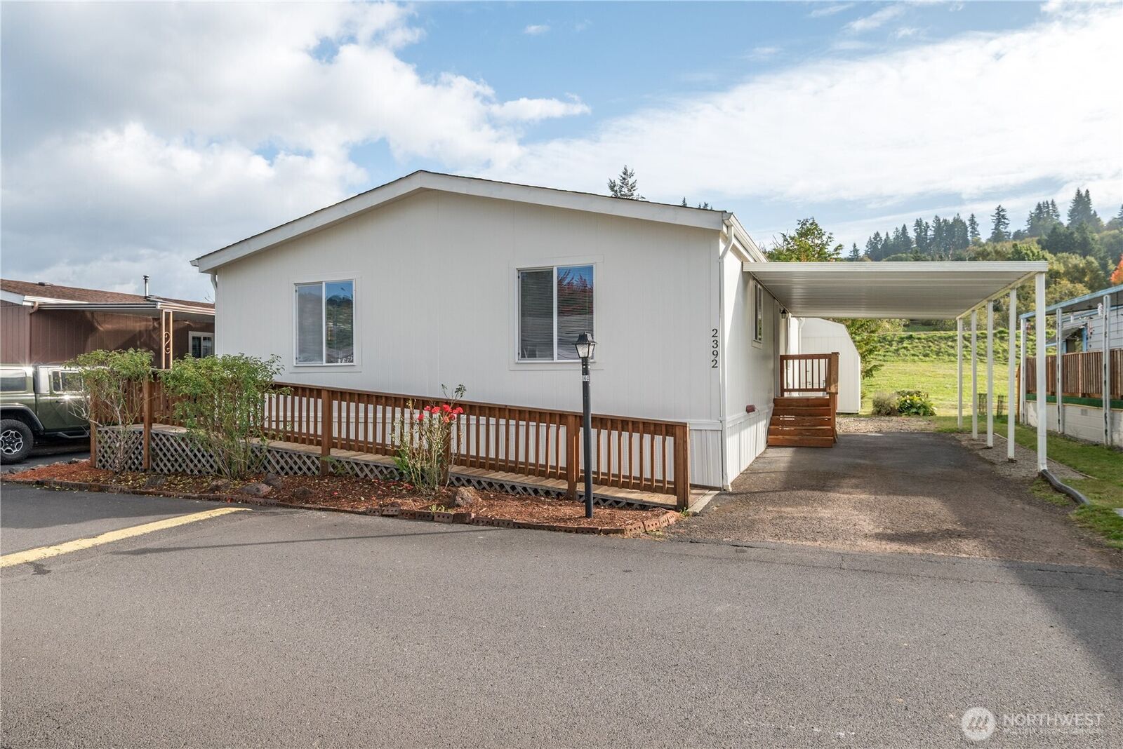 Property Photo:  2392  Kingfisher  WA 98626