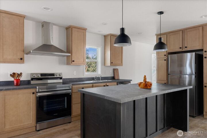 Property Photo: 4261 Northgate Drive WA 98277