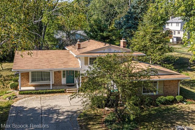 23751 Gill Road  Farmington MI 48335 photo