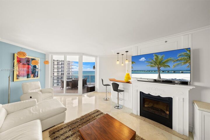 Property Photo:  4775 Collins Ave 1708  FL 33140 