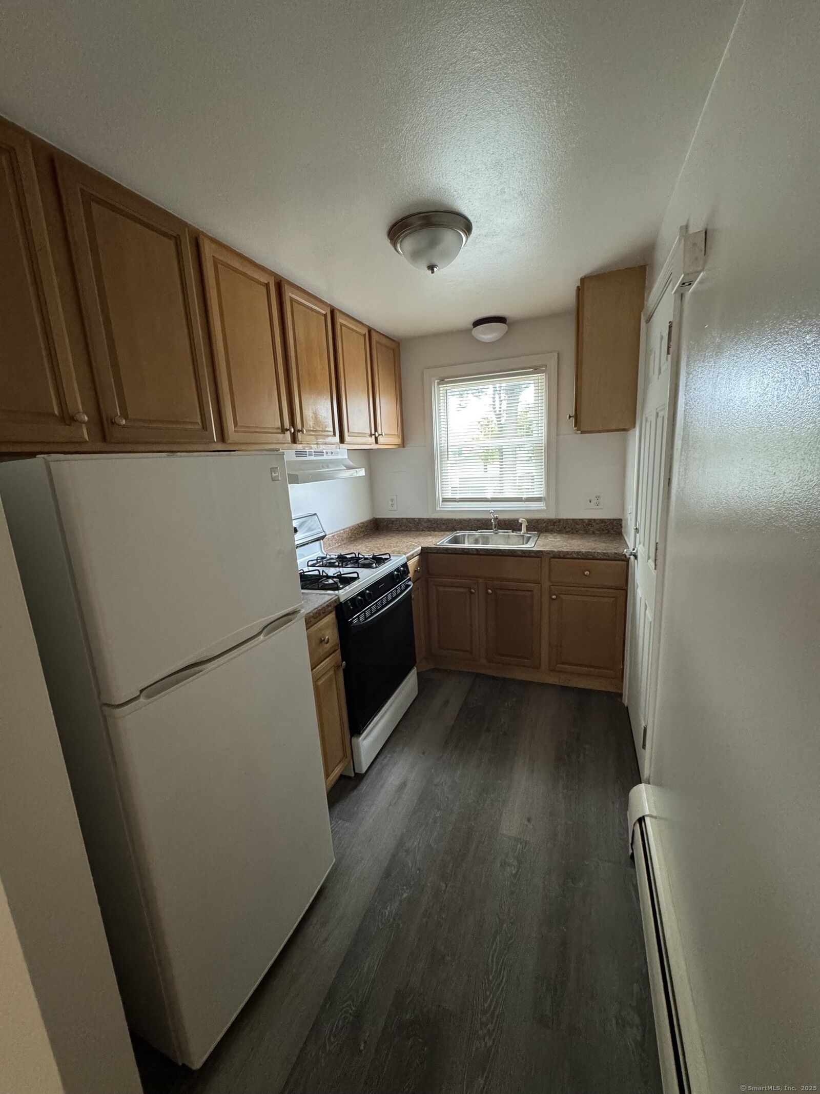 Property Photo: 68 Warner Street B2 CT 06514