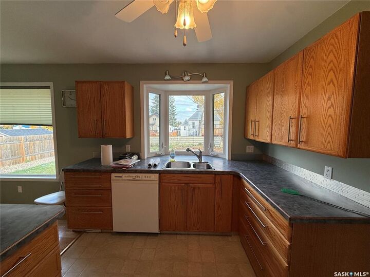 Property Photo: 507 7th Avenue E SK S0H 0B0