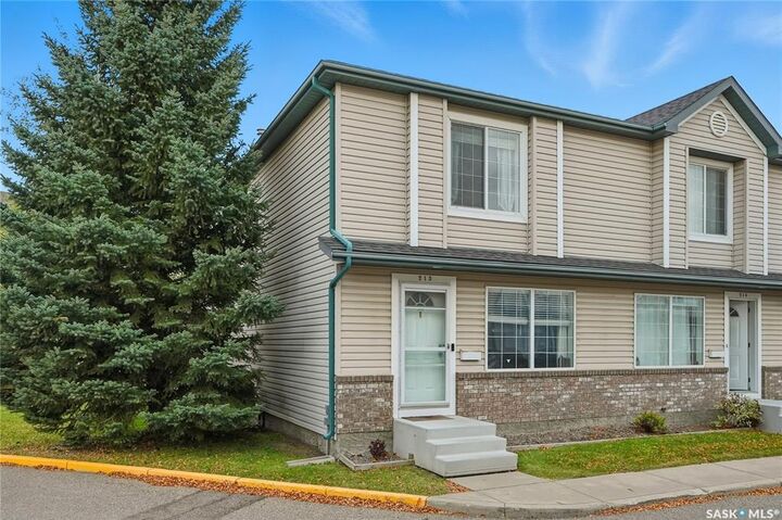 Property Photo: 663 Beckett Crescent 213 SK S7N 4X2