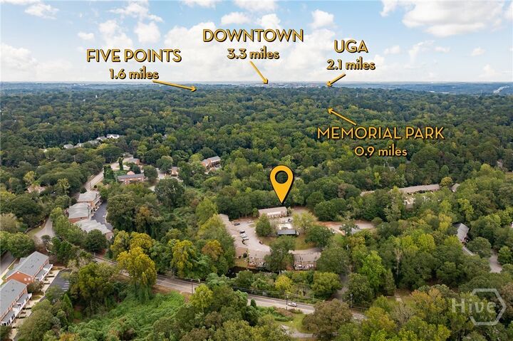 Property Photo:  185 Eaglewood Way  GA 30606