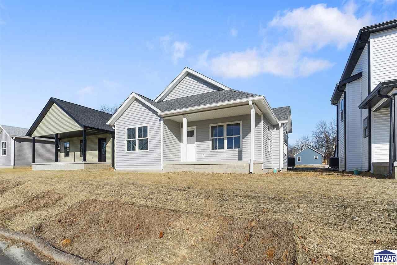 Property Photo:  316 E Washington Street  IN 47882 