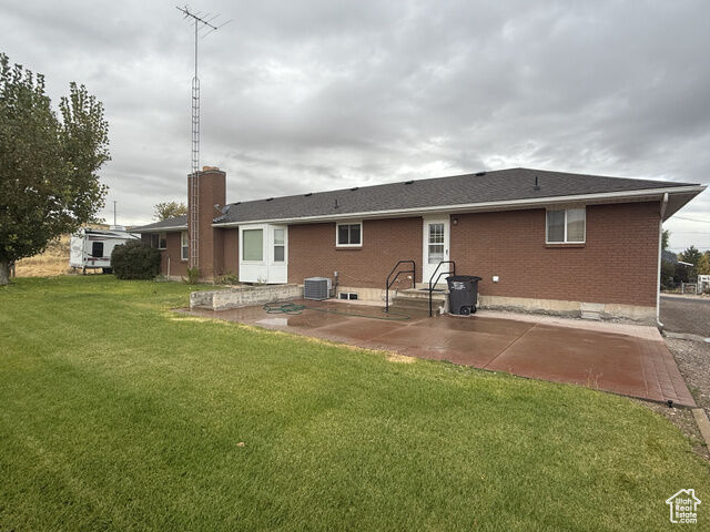 Property Photo: 205 W 200 S UT 84652