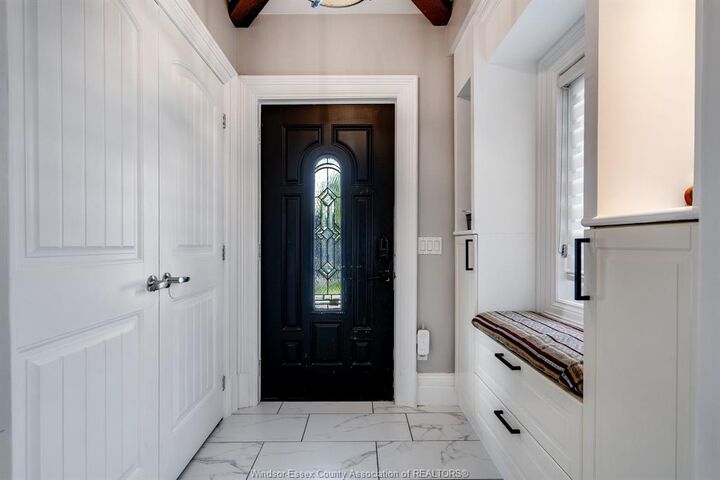 Photo de la propriété:  702 Talbot Road East  ON N0P 2P0 