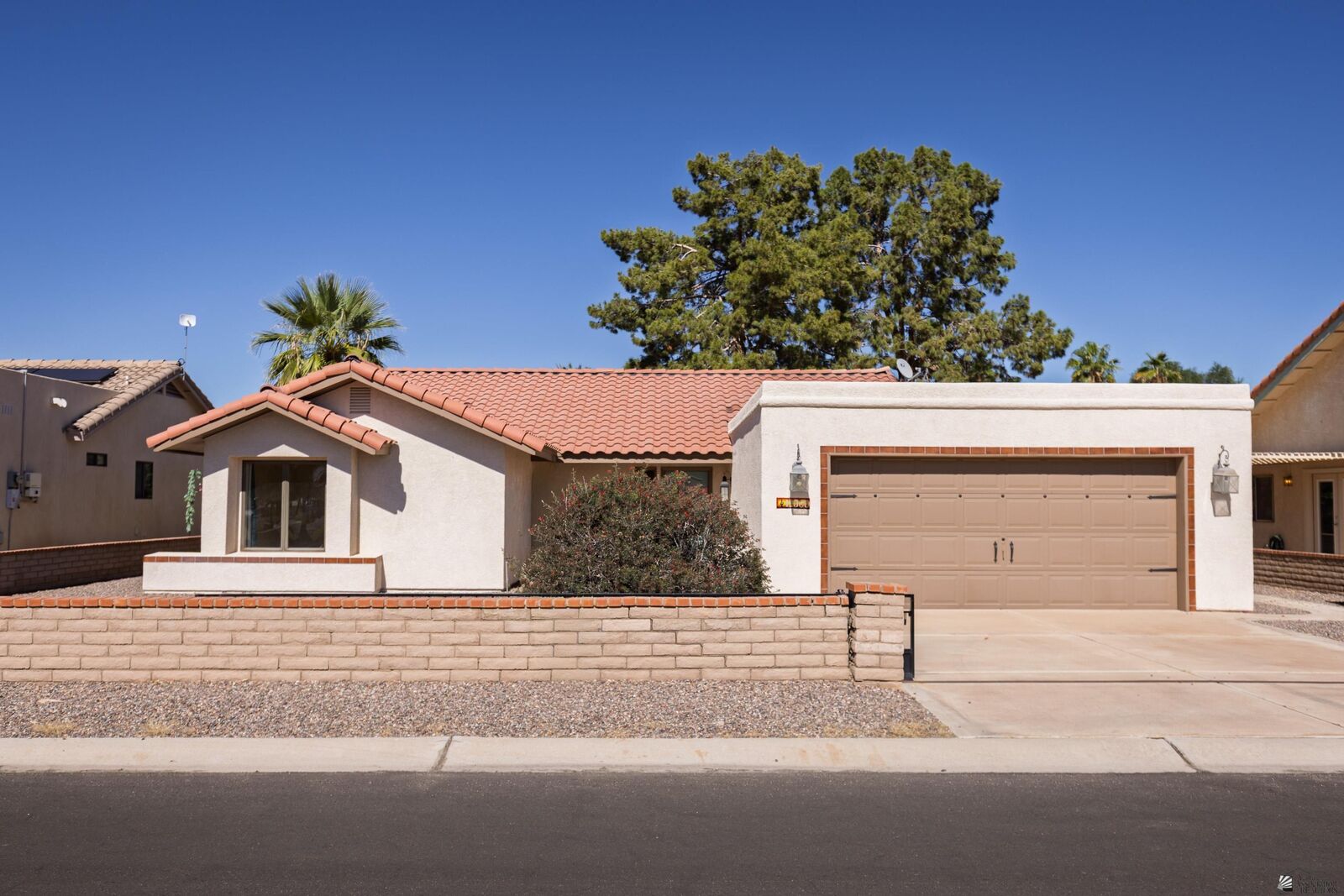 Property Photo: 12500 E Del Rico AZ 85367