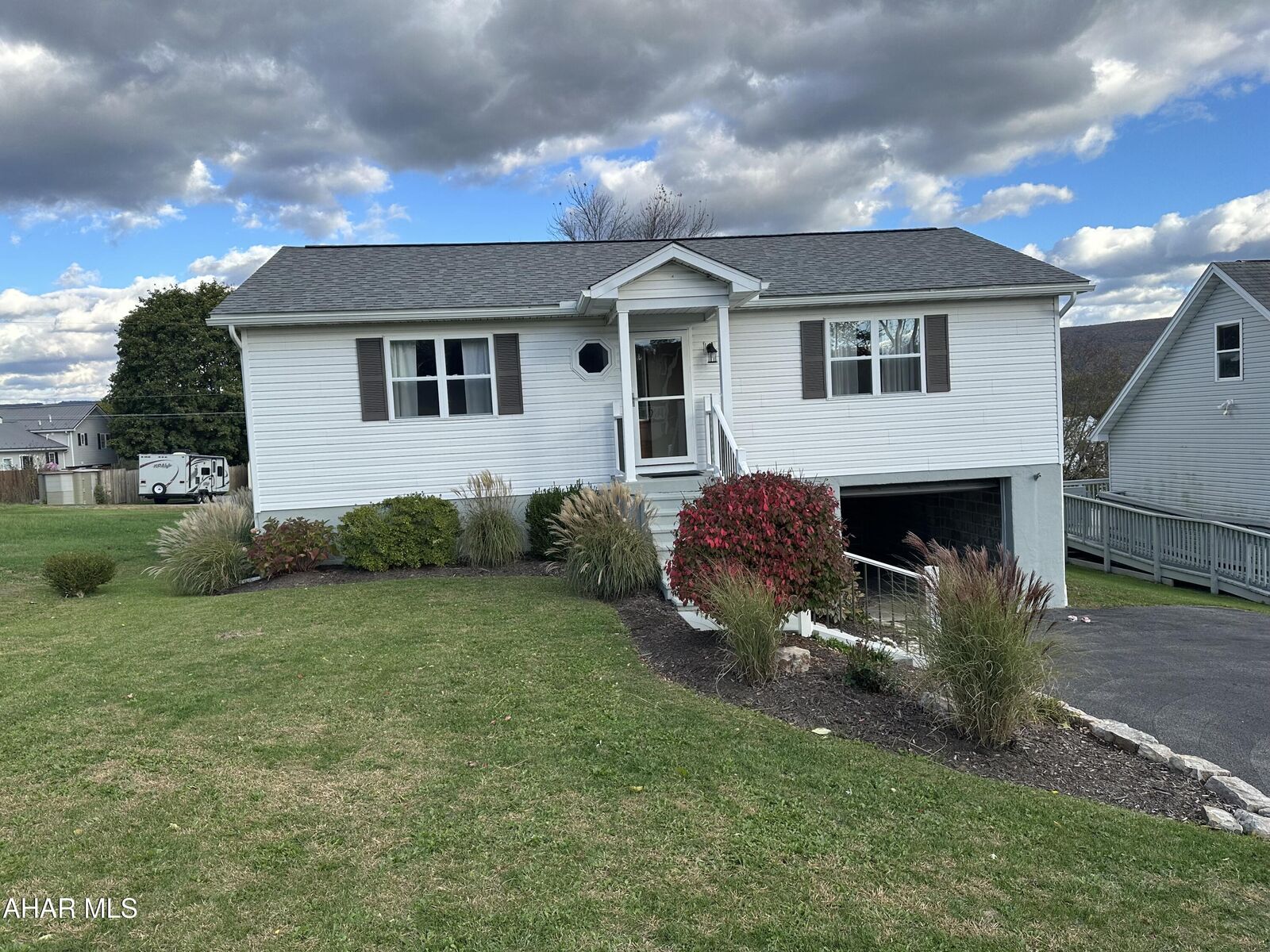 Property Photo: 1816 N 11th Avenue PA 16602