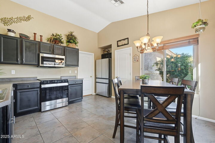 Property Photo:  1155 E Vernoa Street  AZ 85140 