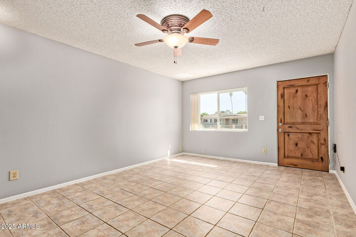 Property Photo: 3132 W Acapulco Lane AZ 85053