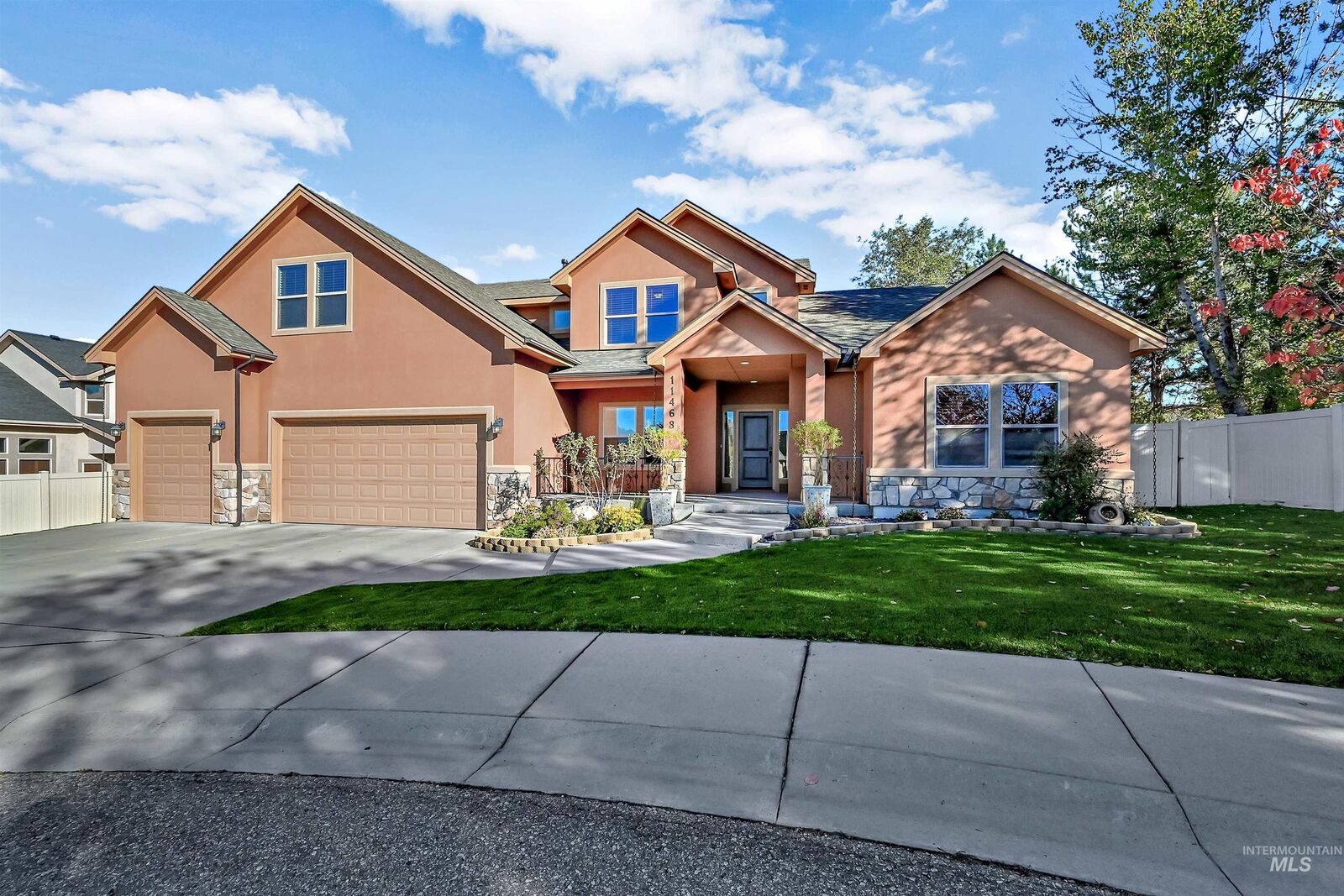 Property Photo:  11468 W Tioga Court  ID 83709