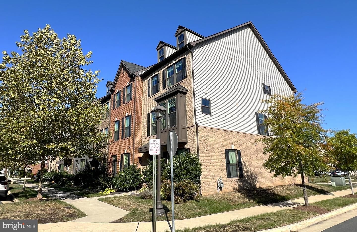 Property Photo:  22296 Philanthropic Drive  VA 20148 