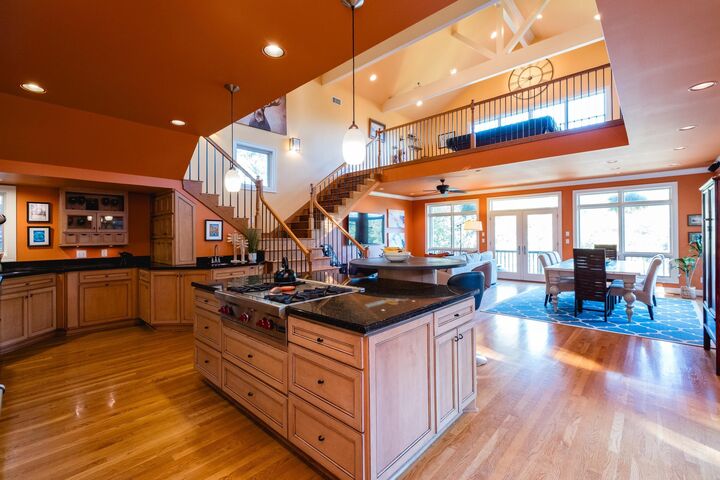 Property Photo: 4907 N Lookout Street AR 72205