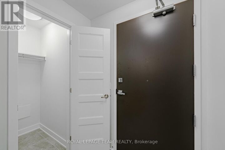 Property Photo:  200 Inlet Private 1106  ON K4A 5H3 