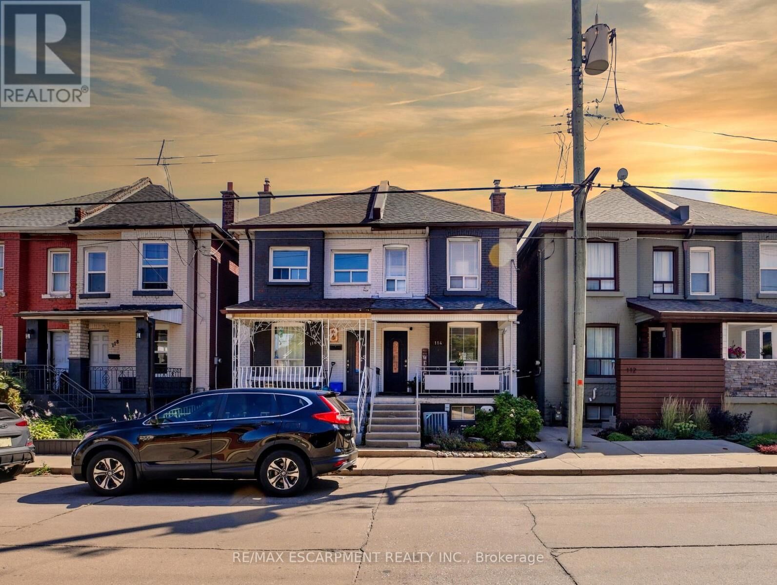 Property Photo: 114 Burton Street ON L8L 3R5