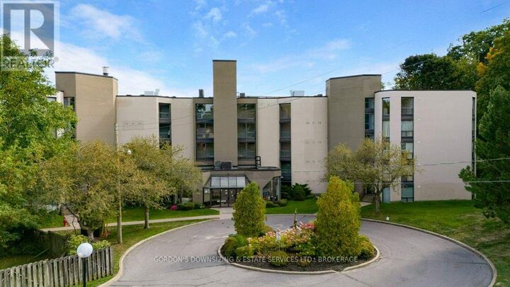 Property Photo:  50 Market St Street 105  ON K7G 2M3 