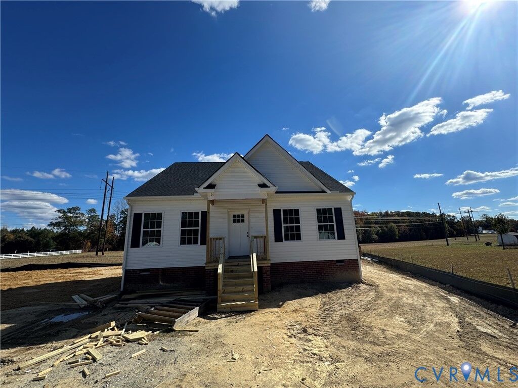 Property Photo:  26471 Slash Pine Circle  VA 22546