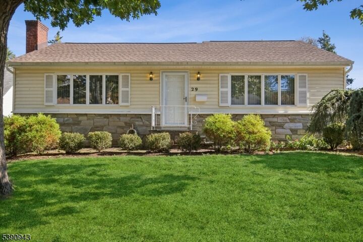 Property Photo:  29 Crestmont Rd  NJ 07052
