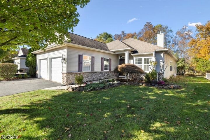 Property Photo: 29 Daulton Dr NJ 08873
