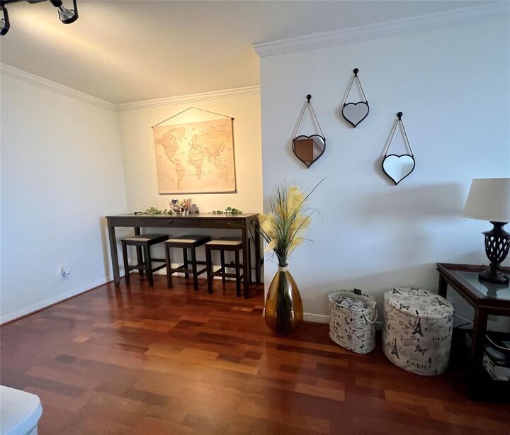 Property Photo:  3525 Sage Road 1502  TX 77056