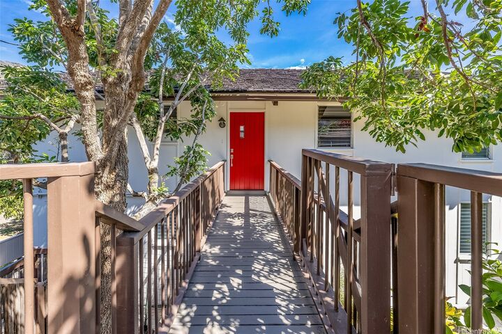 Property Photo: 322 Lapa Place HI 96734