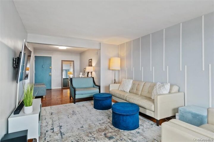 2835 Webb Avenue 9D  Bronx NY 10468 photo