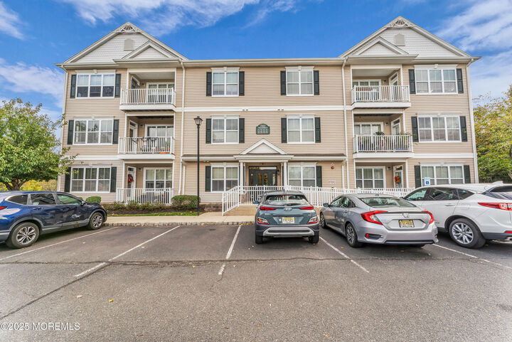 532 Sloan Court  Matawan NJ 07747 photo