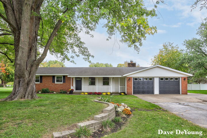 Property Photo:  3619 Diamond Drive  MI 49419 