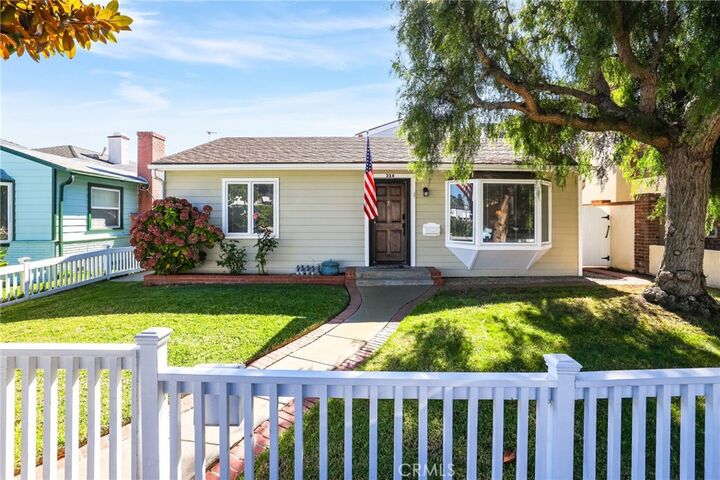 Property Photo:  328 Poinsettia  CA 92625 