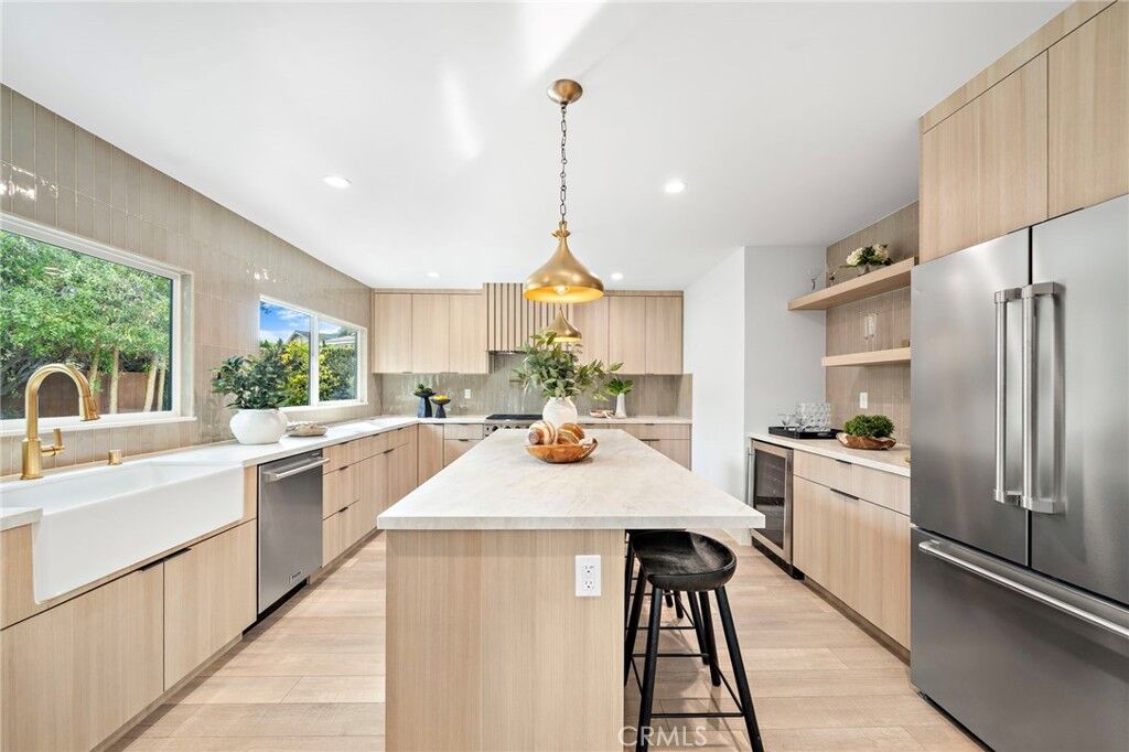 Property Photo: 5262 Glenroy Dr CA 92649