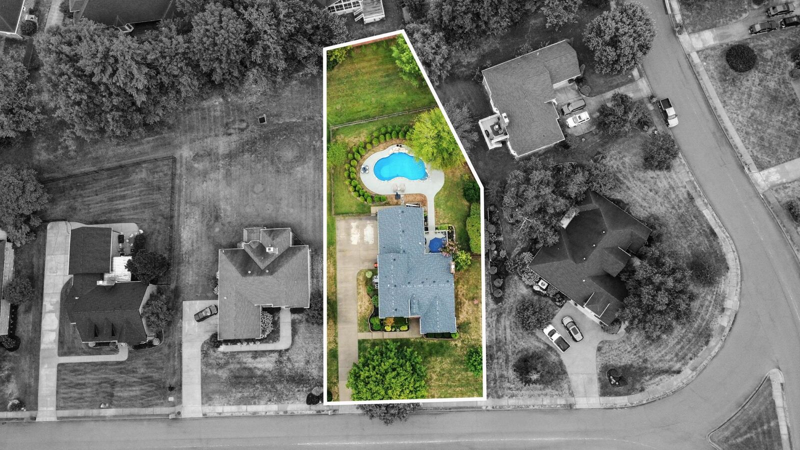 Property Photo:  2589 Stone Briar Dr  TN 37043