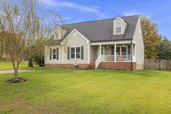 Property Photo: 2845 Jessie Ct TN 37179
