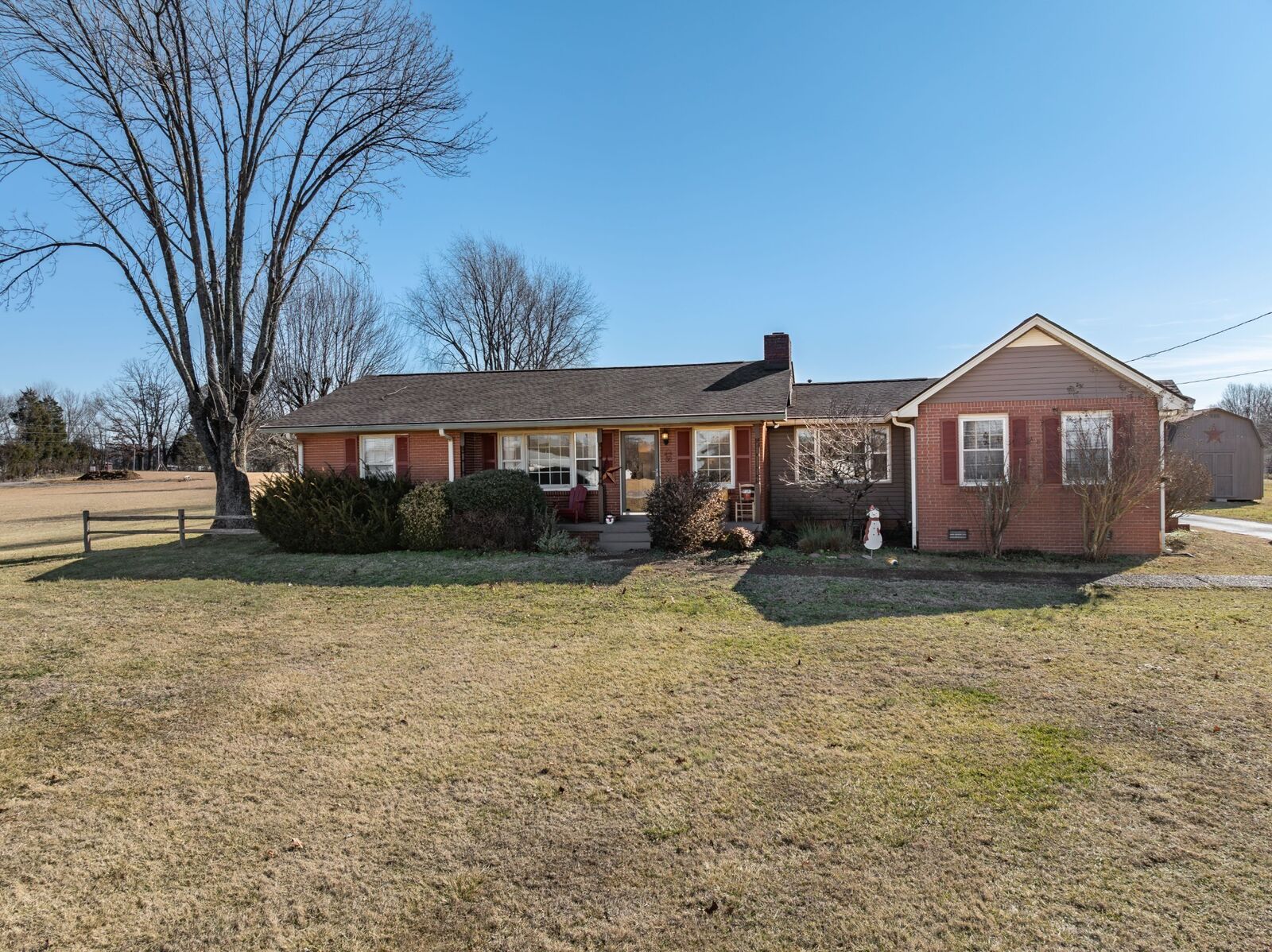 Property Photo:  4606 Highway 31 W  TN 37048