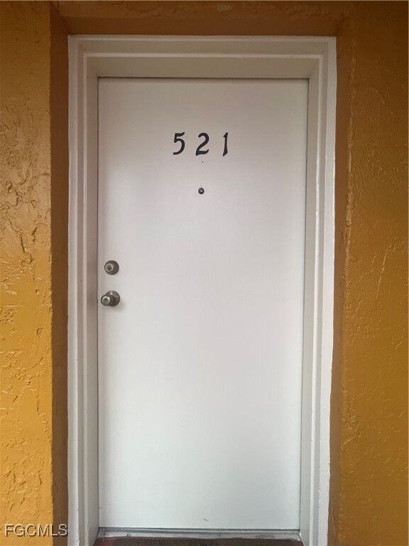 Property Photo:  2366 E Mall Drive 521  FL 33901