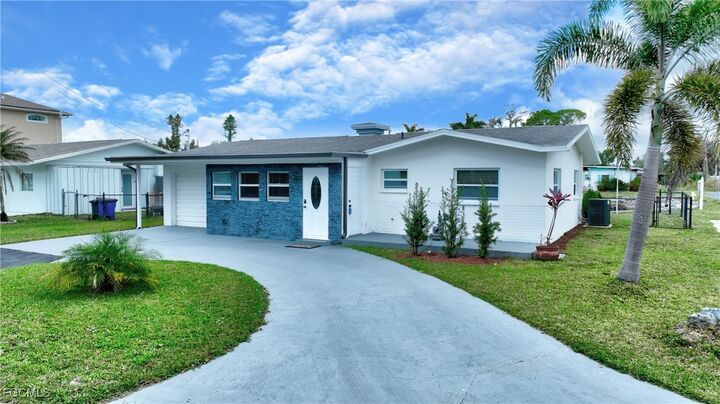 Property Photo:  8141 Cleaves Road  FL 33903