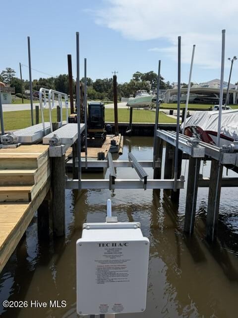 Property Photo: 4425 Arendell Street Boat Slip 42 NC 28557