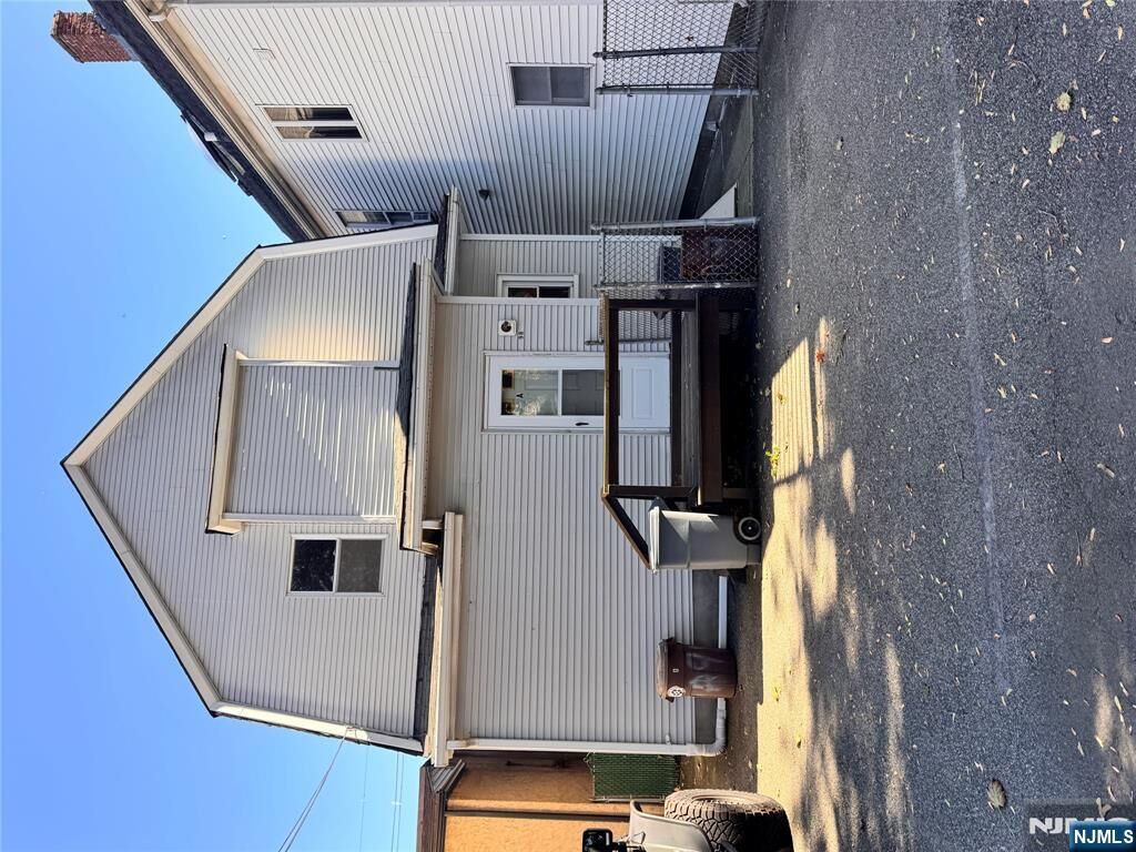 Property Photo:  98 Washington Avenue B  NJ 07628 